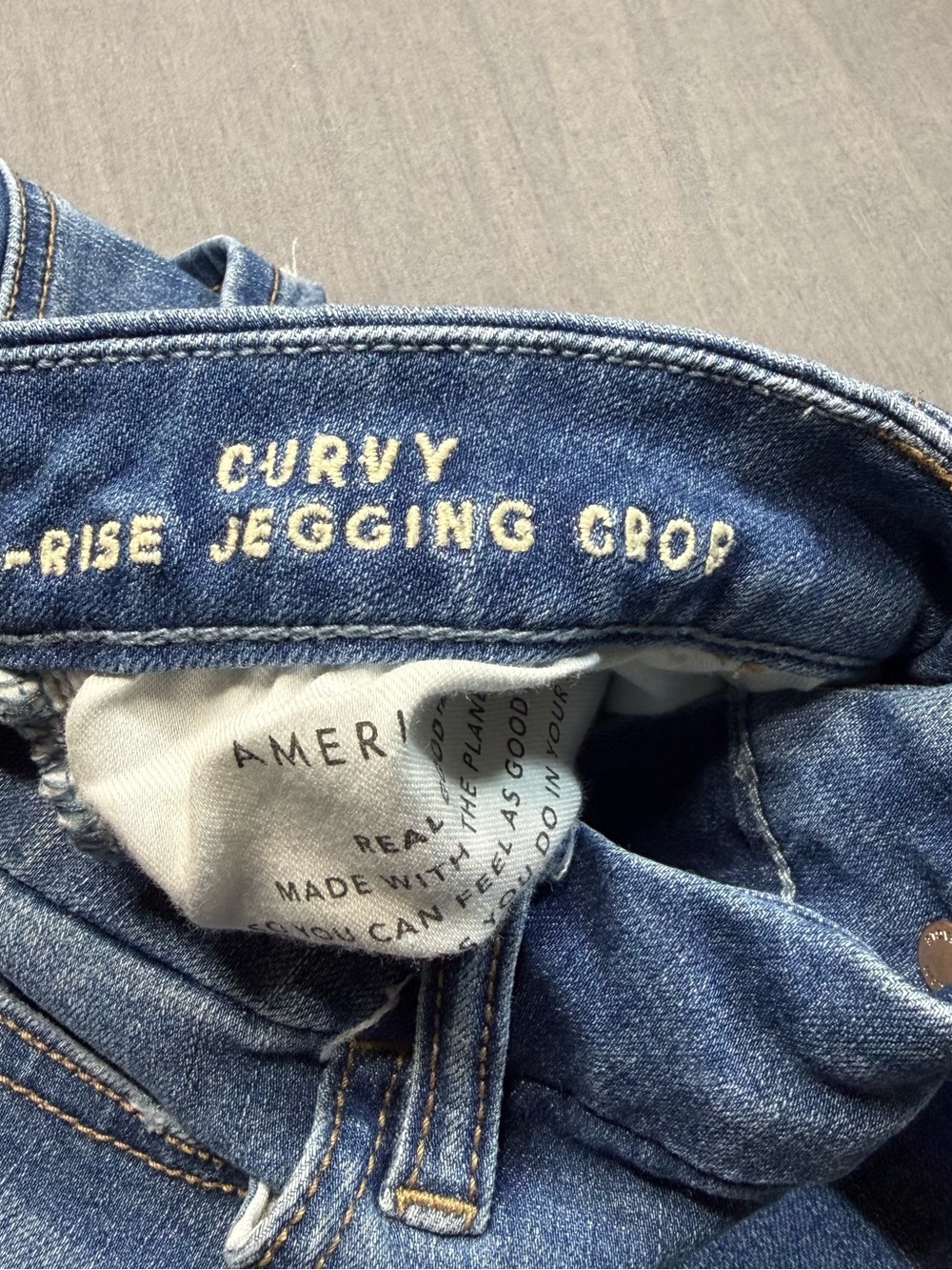 American Eagle Outfitters Ripped High Rise cropped Blue Jeggings - Picture 2 of 7